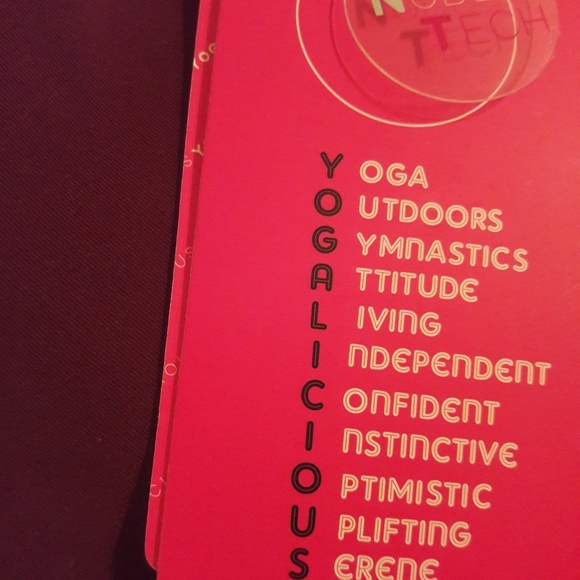 Brand new yaga legging xs  with key pocket - Picture 4 of 4